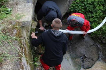 DHZ-čistenie odtokového kanála DHZ-čistenie odtokového kanála