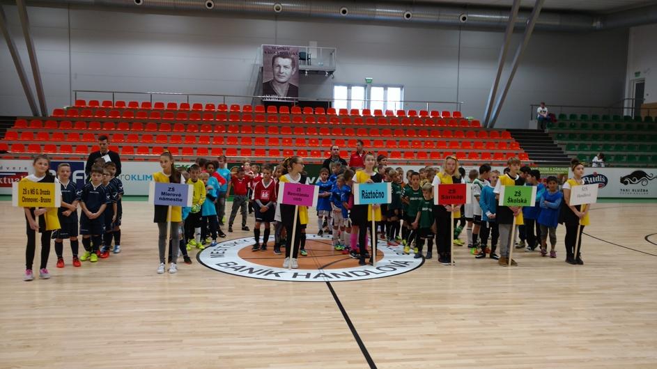 Fotogaléria 4. ročník Memoriálu Karola Matiaška 4.11.2017 (4) 4. ročník Memoriálu Karola Matiaška 4.11.2017